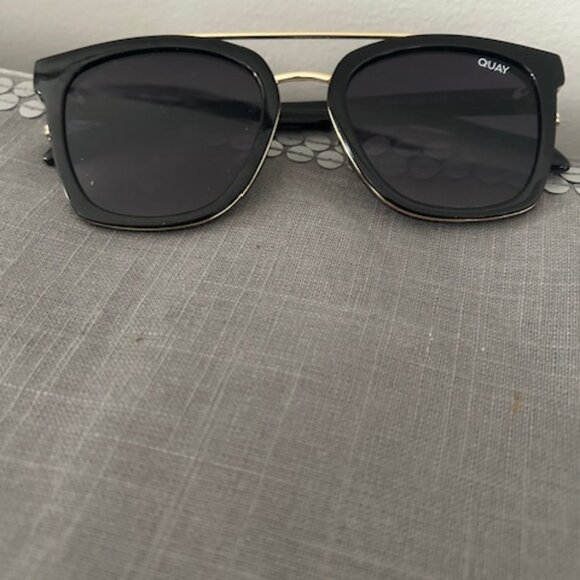 Quay Australia Sweet Dreams Sunglasses - Picture 5 of 5